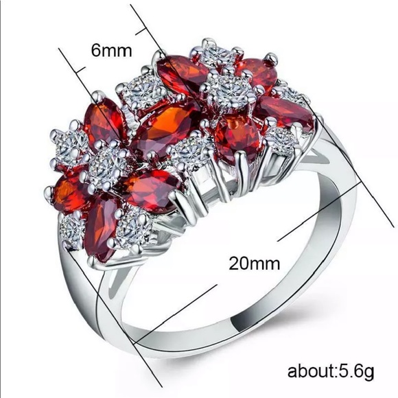 New Women’s 925 Silver Flower Garnet Ring - Picture 3 of 4